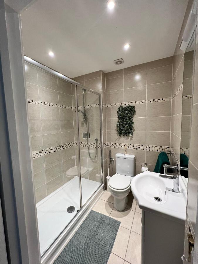 Bright & Spacious 1 Bed Steps From Hyde Park Apartamento Londres