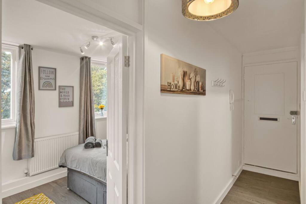 Hidden Gem In Battersea W/ Free Parking Apartamento
