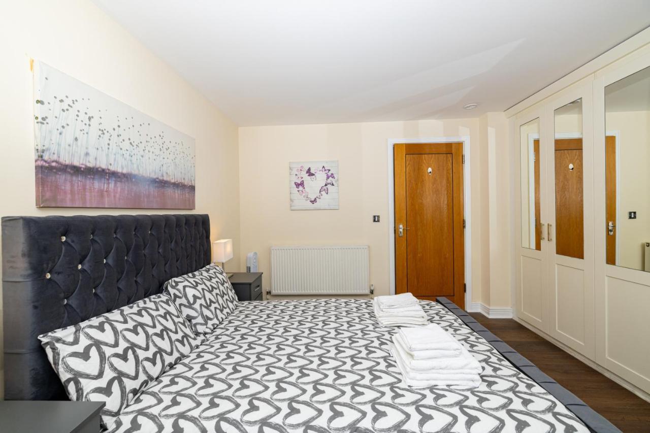 Two Bed Near Canary Wharf Apartamento *