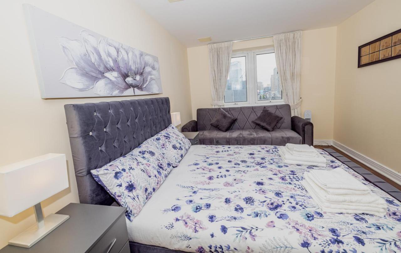 Two Bed Near Canary Wharf Apartamento Londres