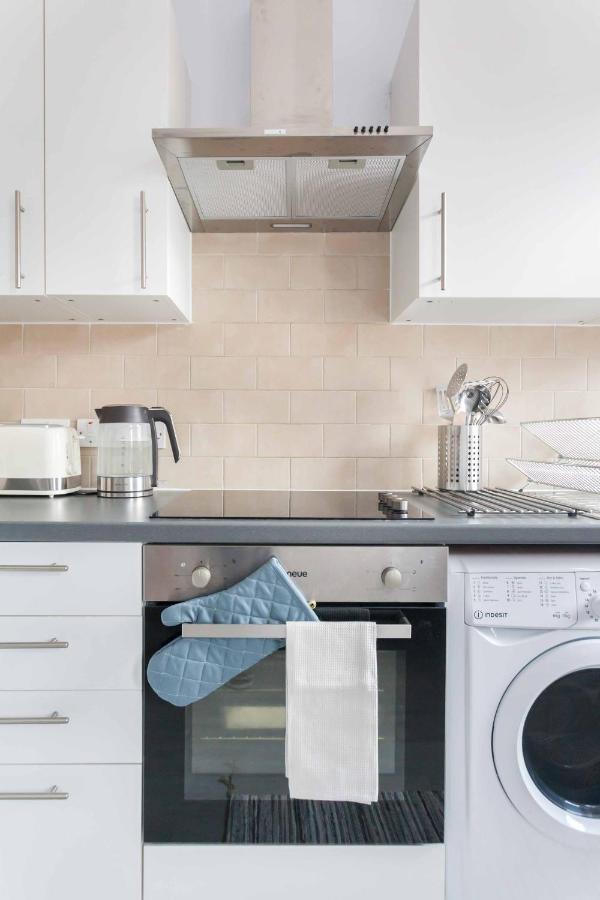 Superb Apts In Earls Court Londres