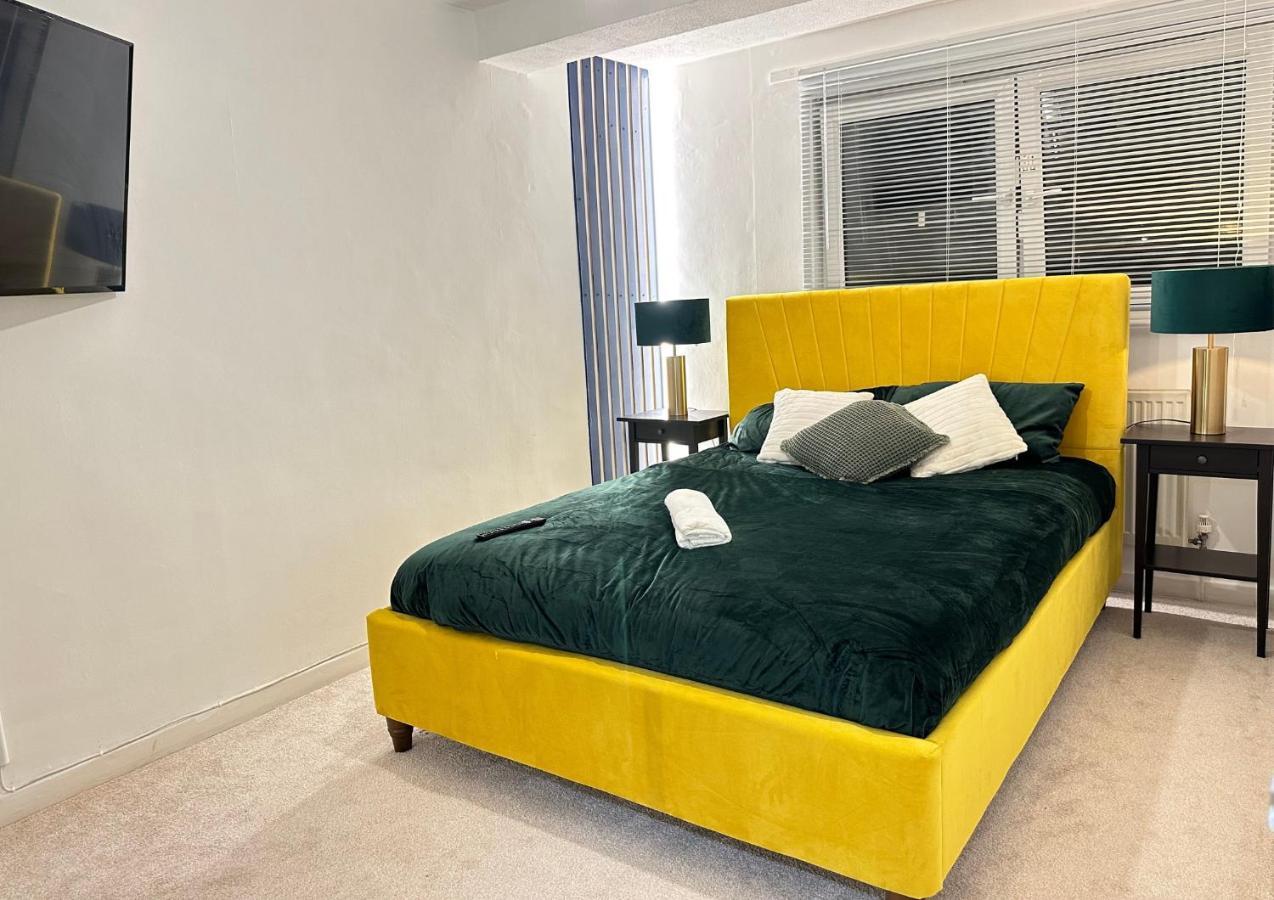 Bella-ruiz For Your Perfect Staycation
