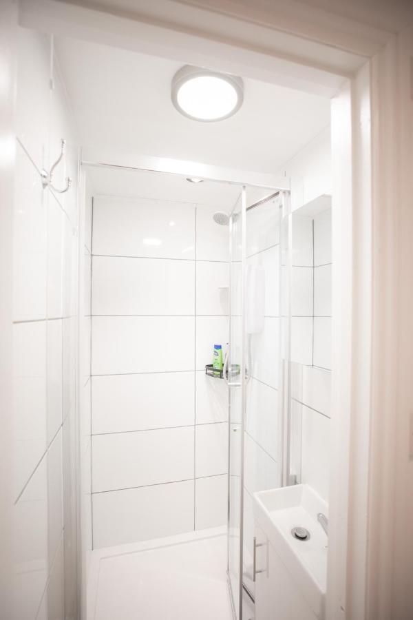 Perfect Location 4bed 2 Bath Spacious * Londres