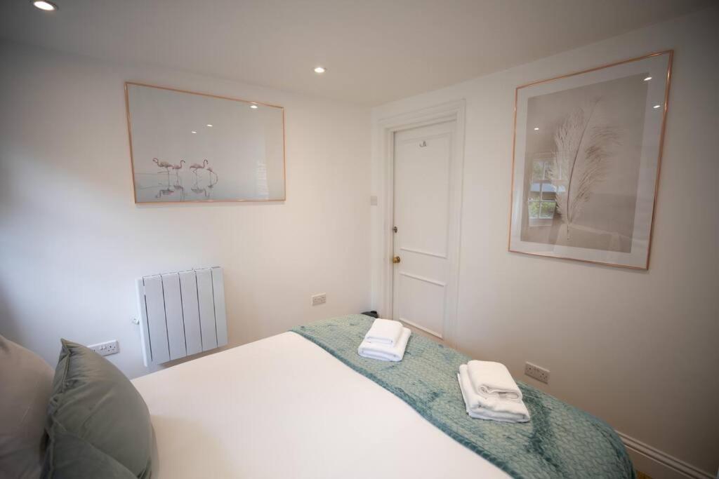 Perfect Location 4bed 2 Bath Spacious