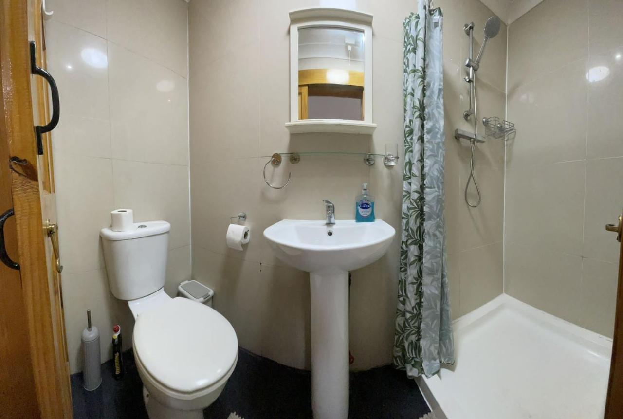 Lovely With En-suite In Stratford * Londres