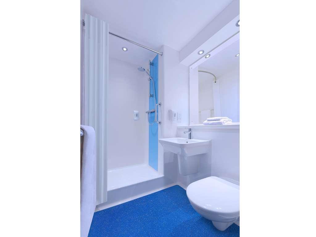 Travelodge Farringdon Hotel 3*