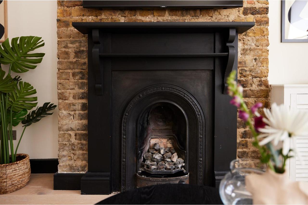 The Battersea Crib - Dazzling 3bdr Flat With Garden Appartement