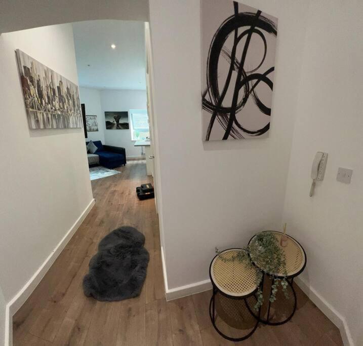 Cozy Studio In Dp118
