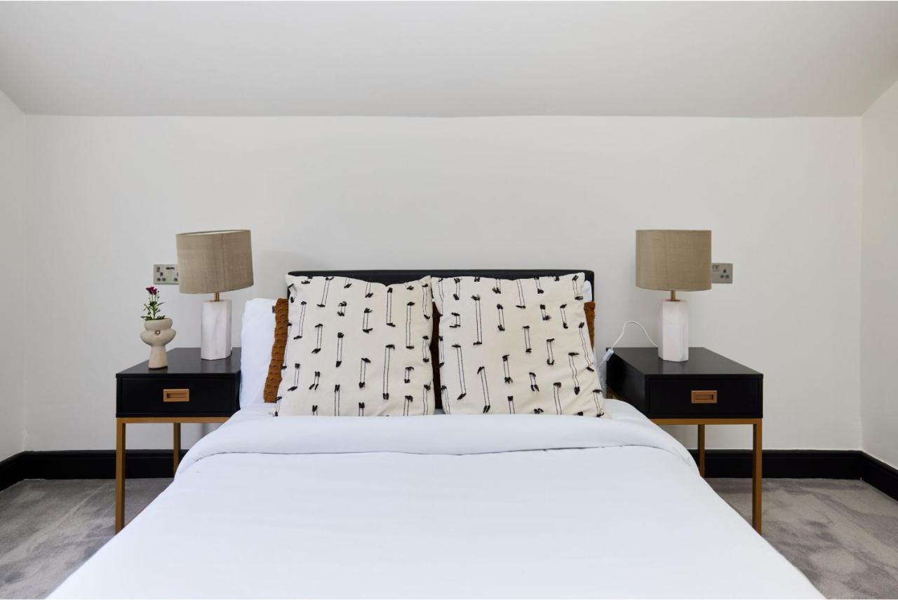 The Battersea Crib - Dazzling 3bdr Flat With Garden * Londres