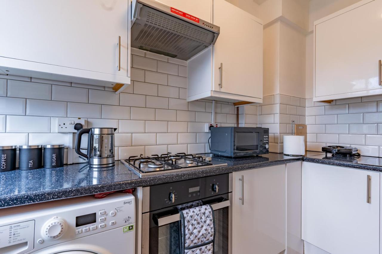 Bright 1 Bed Flat Near Bridge * Londres