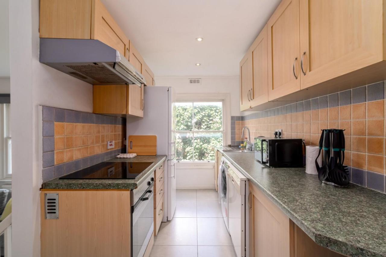 Guestready - Charming In Holland Park Appartement