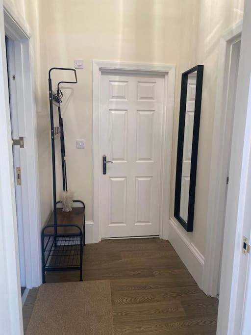 Beautiful Ground Floor Flat *