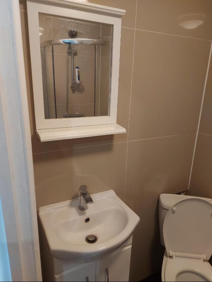 Habitación en casa particular W13 X Weekly Monthly Discount