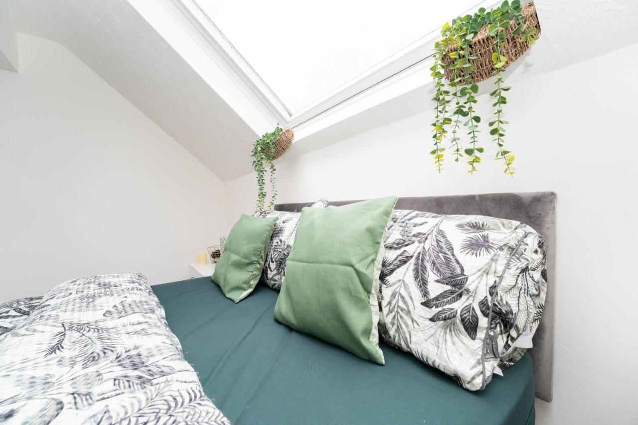 Move Estates - Multiple Bed & Breakfast Londen