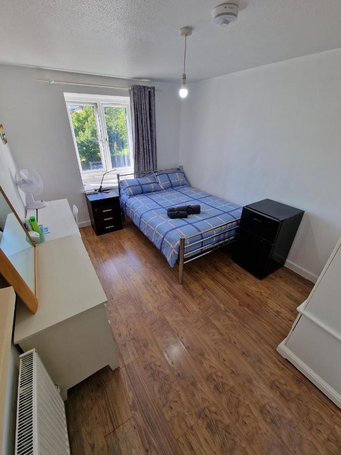 Accommodatie bij particulieren Cozy Double Bedroom In Zone 1-2 Londen