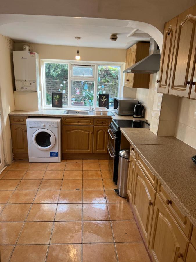 Stunning House In * London