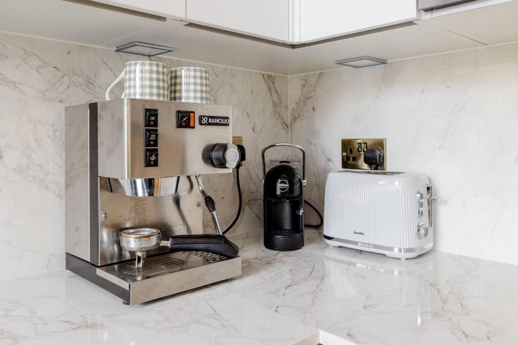 Luxury Flat On Fulham/chelsea Border Apartamento *
