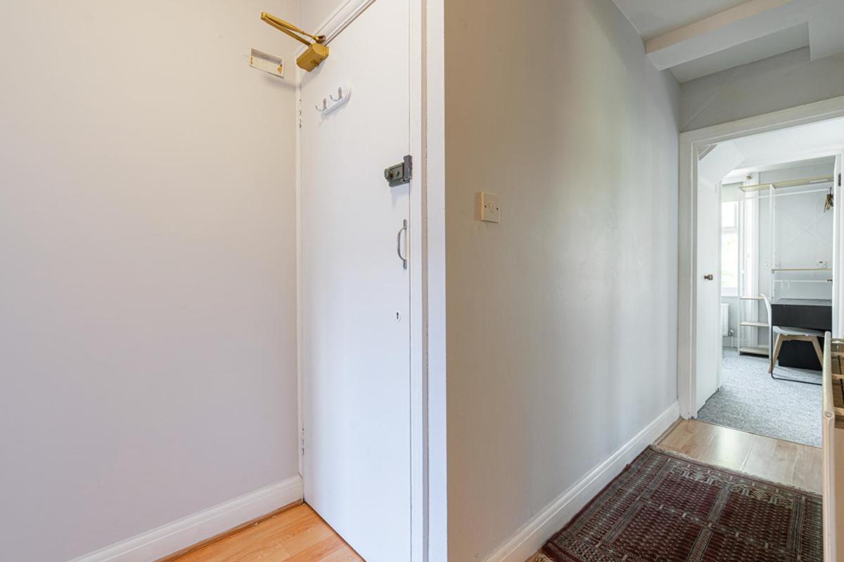 Joivy Bright Apt In West Hampstead Apartamento