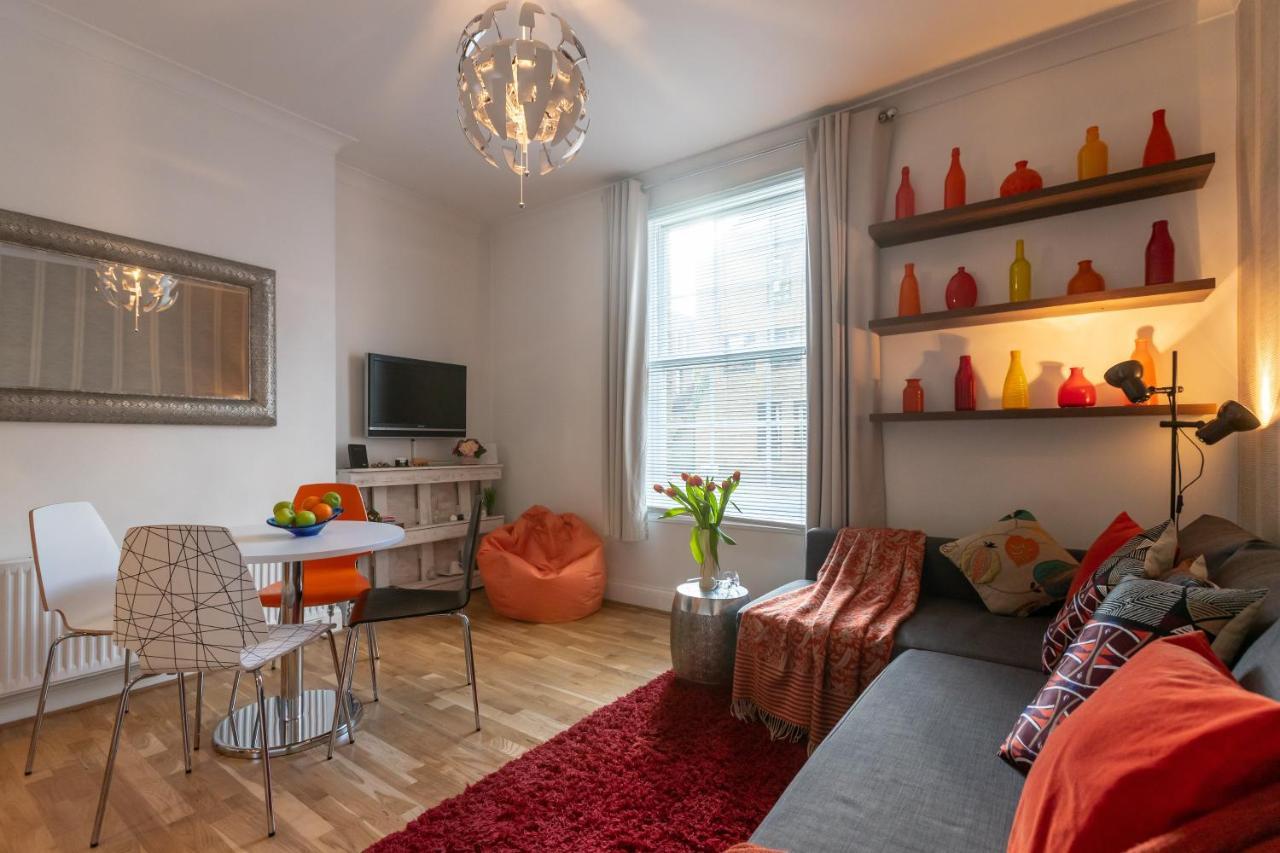 The Wanderlust - 1 Bedroom L Sleeps 4 With Sofa Bed L Prime Location Free Wifi L Perfect For Business & Leisure Travelers L 15percent Off Weekly & 20percent Off Monthly Stays! London