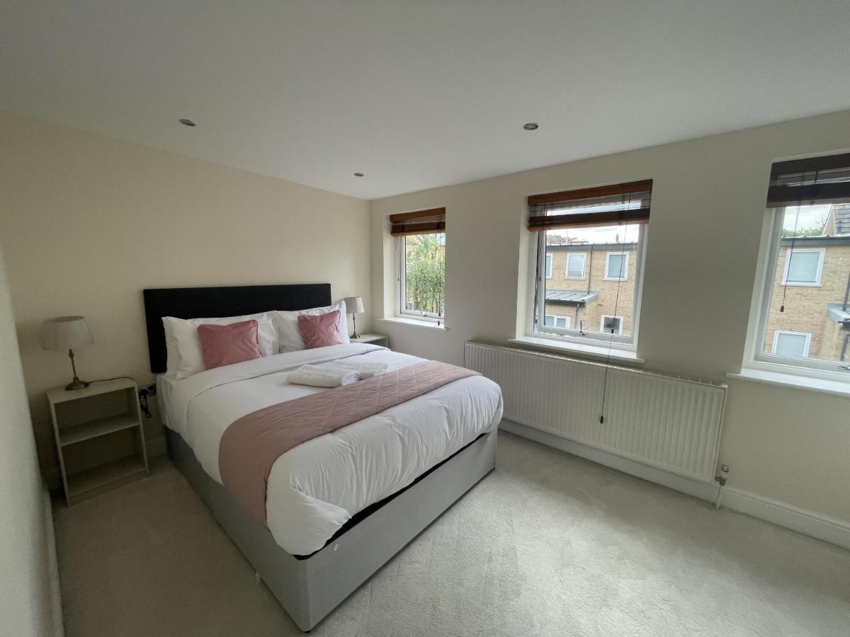 Second Nest Islington Town House Сasa de vacaciones