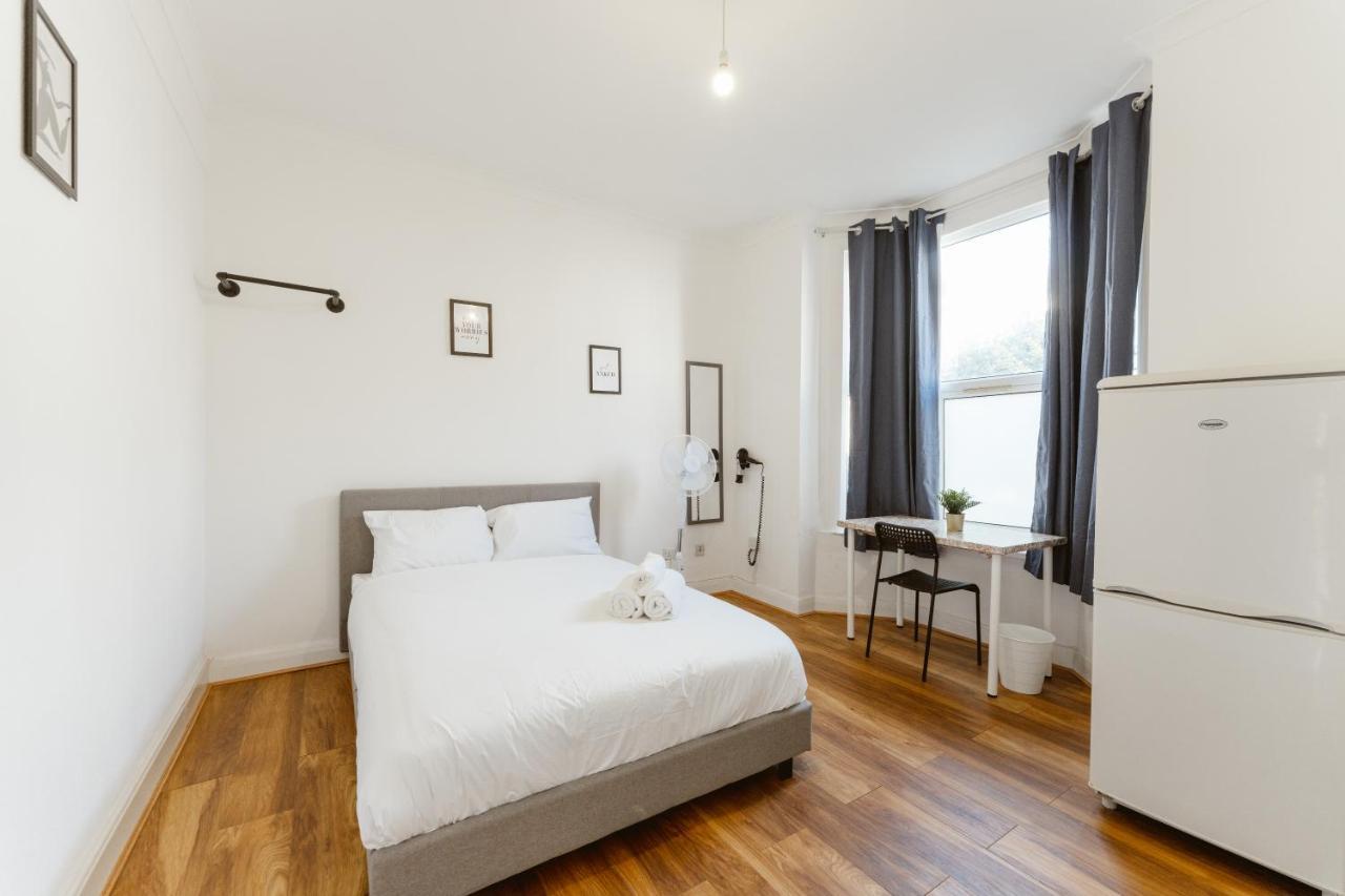 Leyton Comfy Double -50 Casa de hóspedes Londres