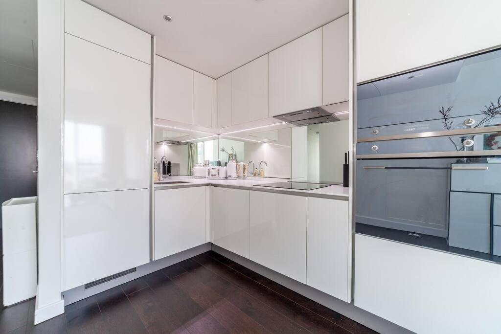 Bright 2br, 2bth Apt, 9 Elms Apartamento