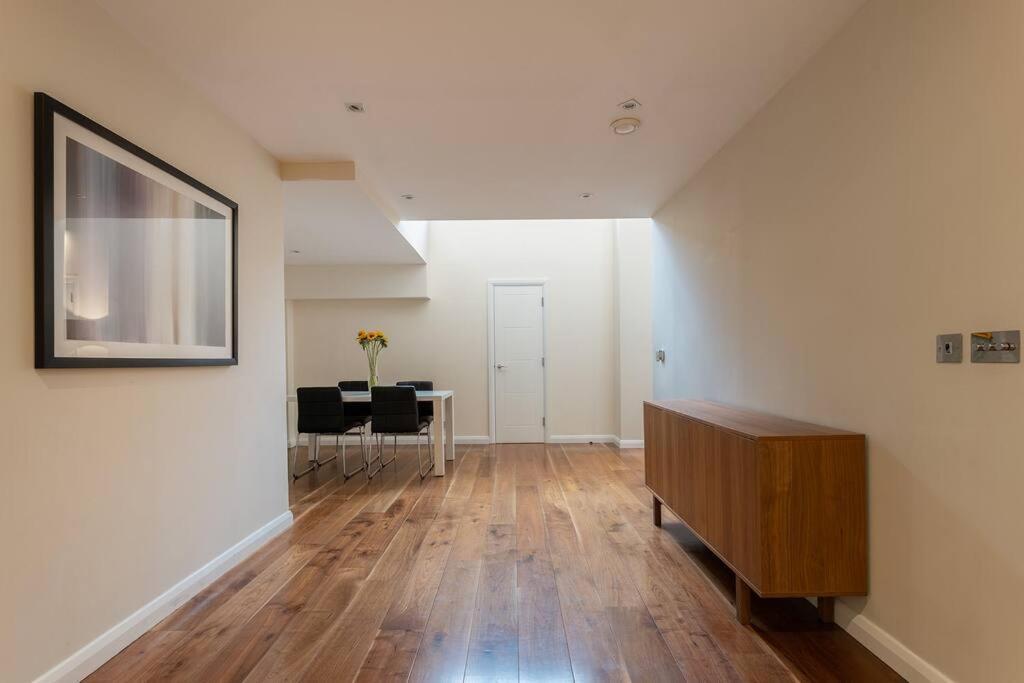 Luxury 2 Bedroom Flat In Holborn London