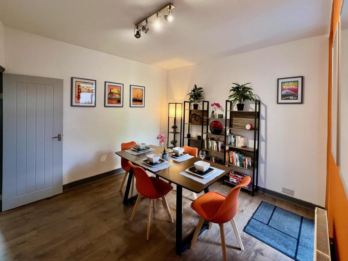 Clarence House 3 Bedrooms 8min To Station E17 North East Сasa de vacaciones