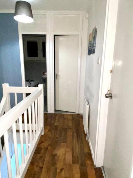 Apartamento Garden Flat Whitechapel Londres