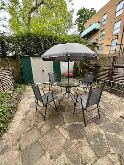 Apartamento Garden Flat Whitechapel