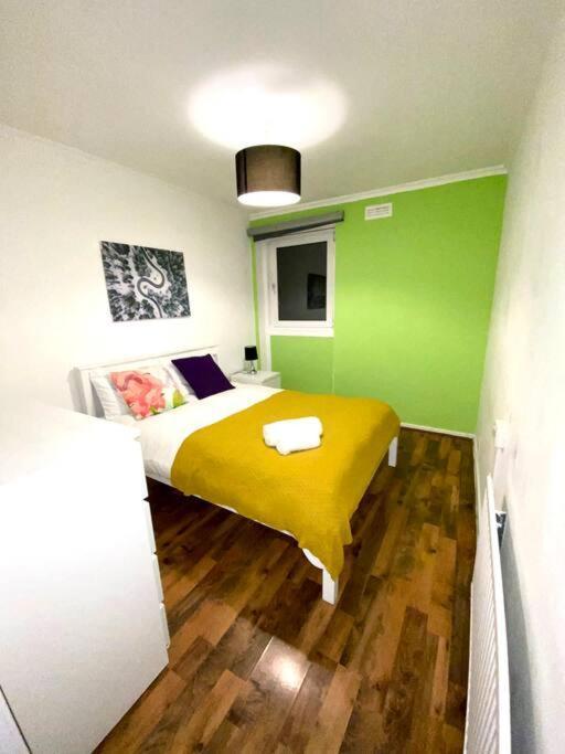Apartamento Garden Flat Whitechapel