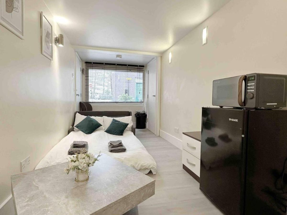 Remarkable 1-bed House In Hébergement de vacances *