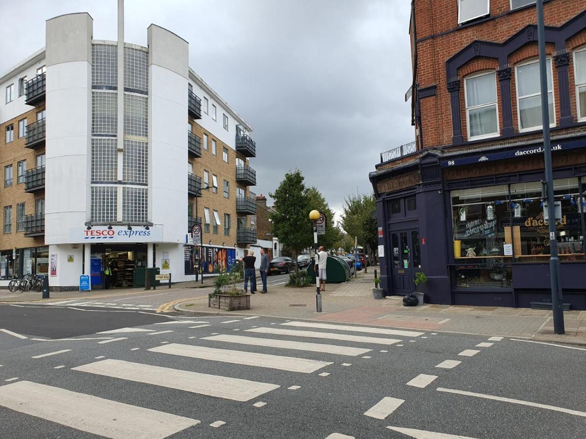 Apartamento 63b Willesden Lane Two Bed