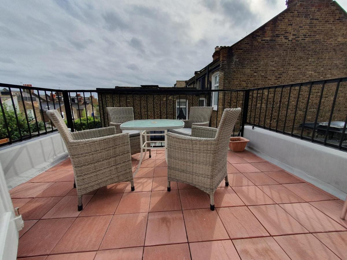 63b Willesden Lane Two Bed Apartamento *