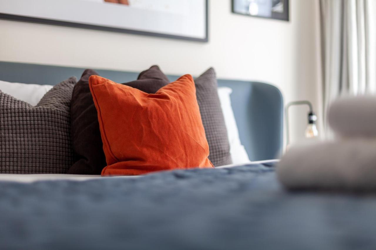 Stylish 2-br Ground Floor In Chelsea * Londres
