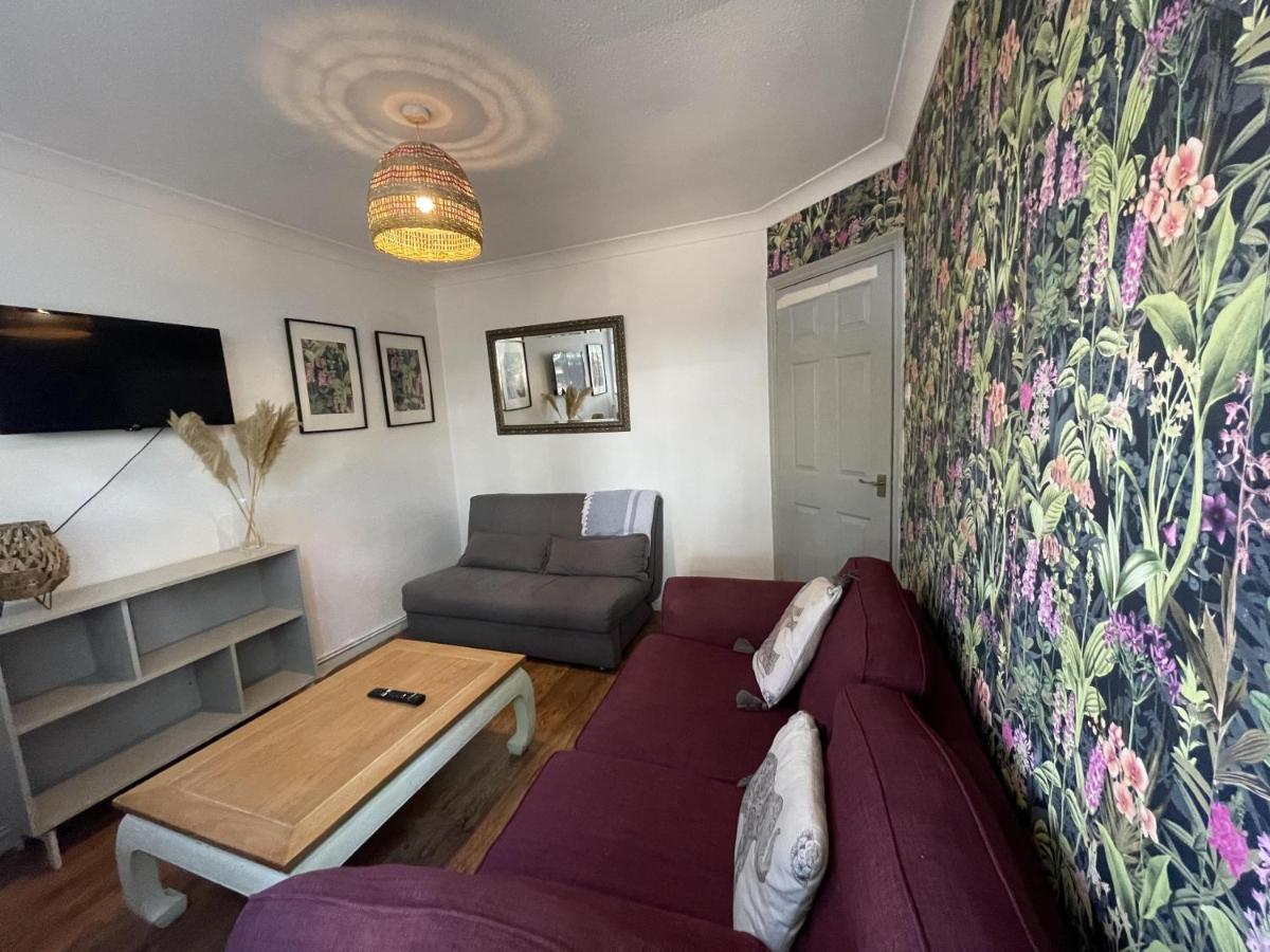 Lovely 1 Bedroom With Garden * Londres