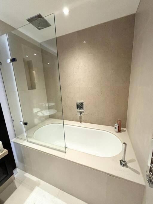 Apartamento Luxury 2br Apt At C House Near Buckingham Palace *