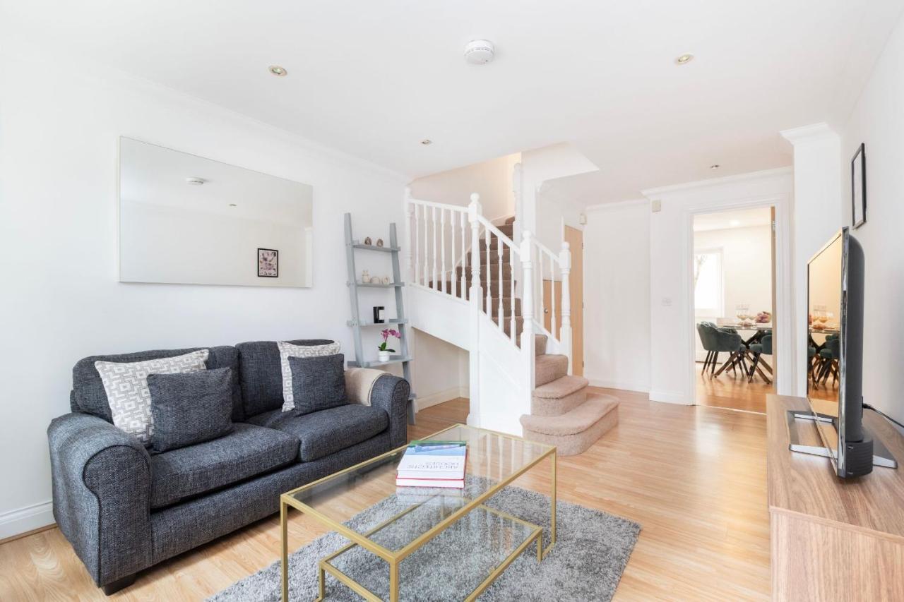 Old Street - 4br Townhouse With Patio - Cityapartmentstay