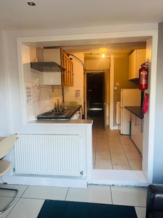 Lovely Private In Next To Hampstead, Camden, And Golders Séjour chez l'habitant Londres