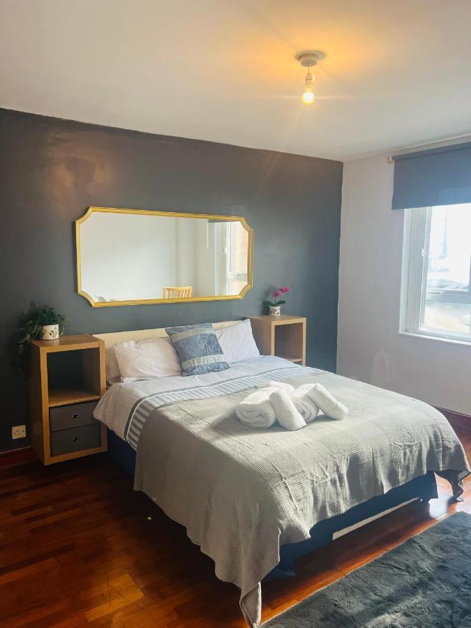 Lovely Private In Next To Hampstead, Camden, And Golders * Londres