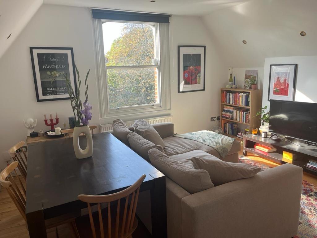 Apartamento 2 Bedroom Floor Flat, West Dulwich Free Street Parking