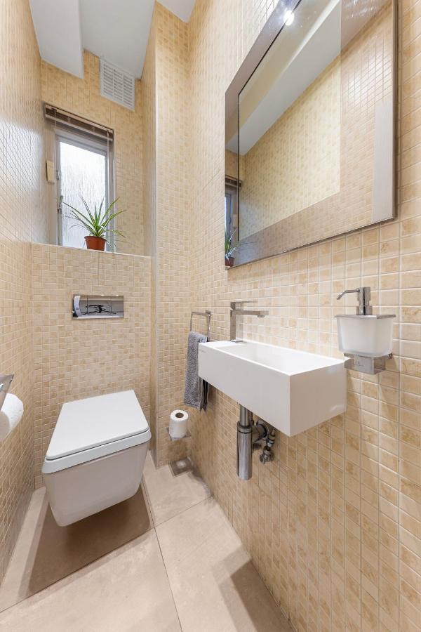 Apartamento Harrods 2 Bed Lux Flat W/patio