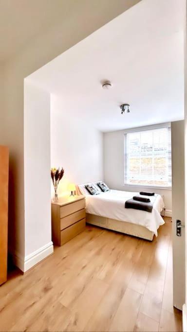Maida Vale Serenity: 2-bedroom Apartamento