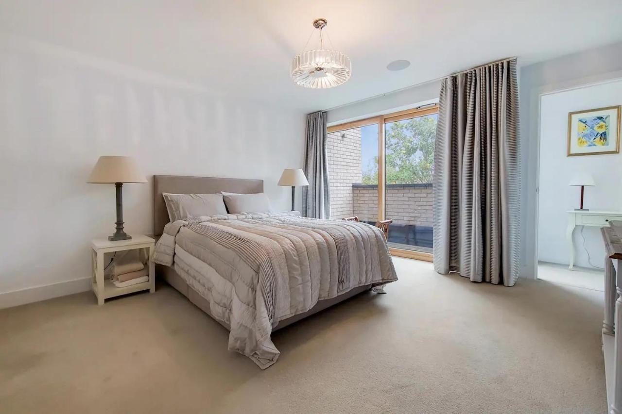 Vw5 - Luxury 3 Bed Townhouse With Parking Hébergement de vacances