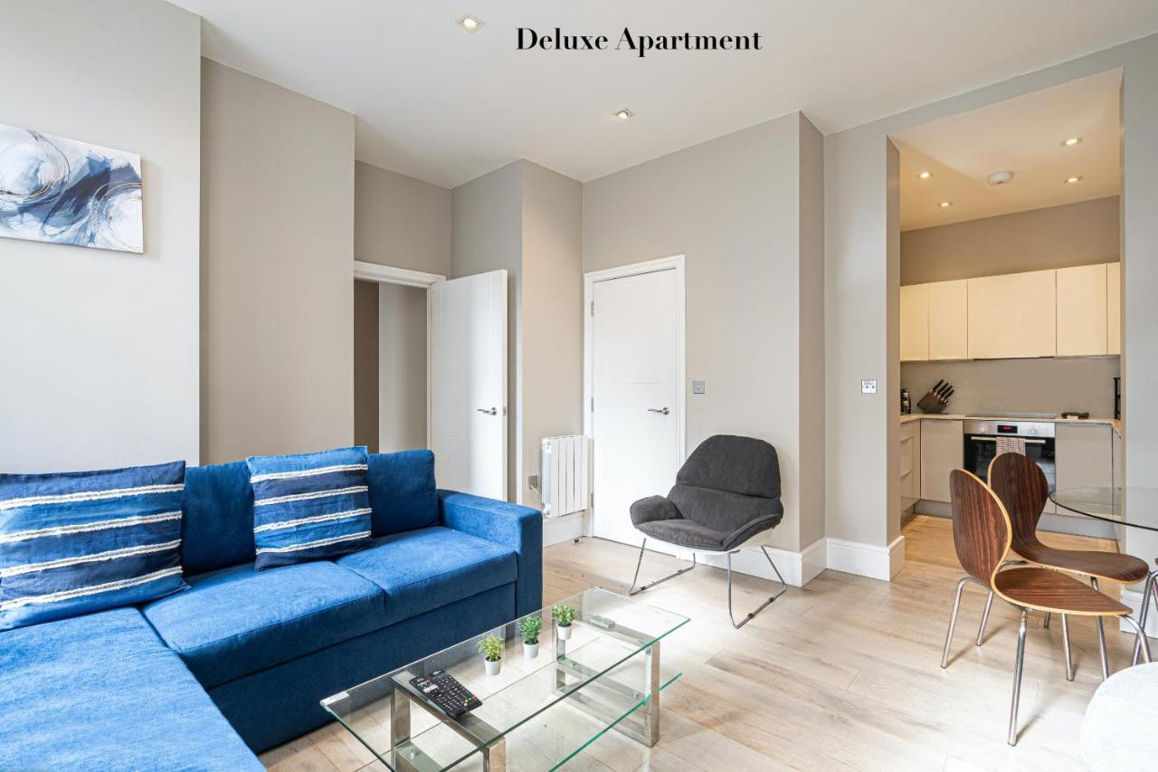 Superb Opposite Edgware Road Station * Londres