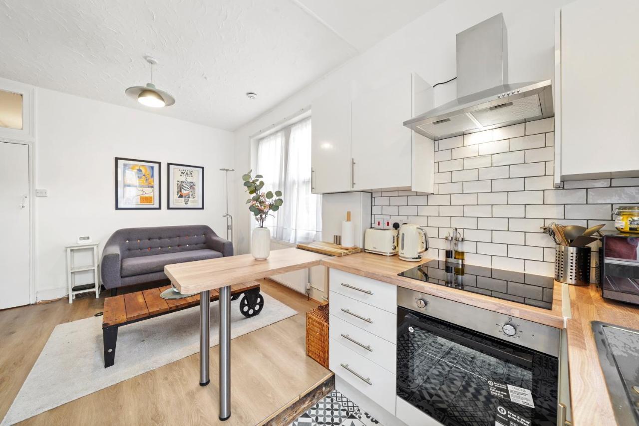 Lovely - 3 Bedroom Garden Flat - Fulham Apartamento