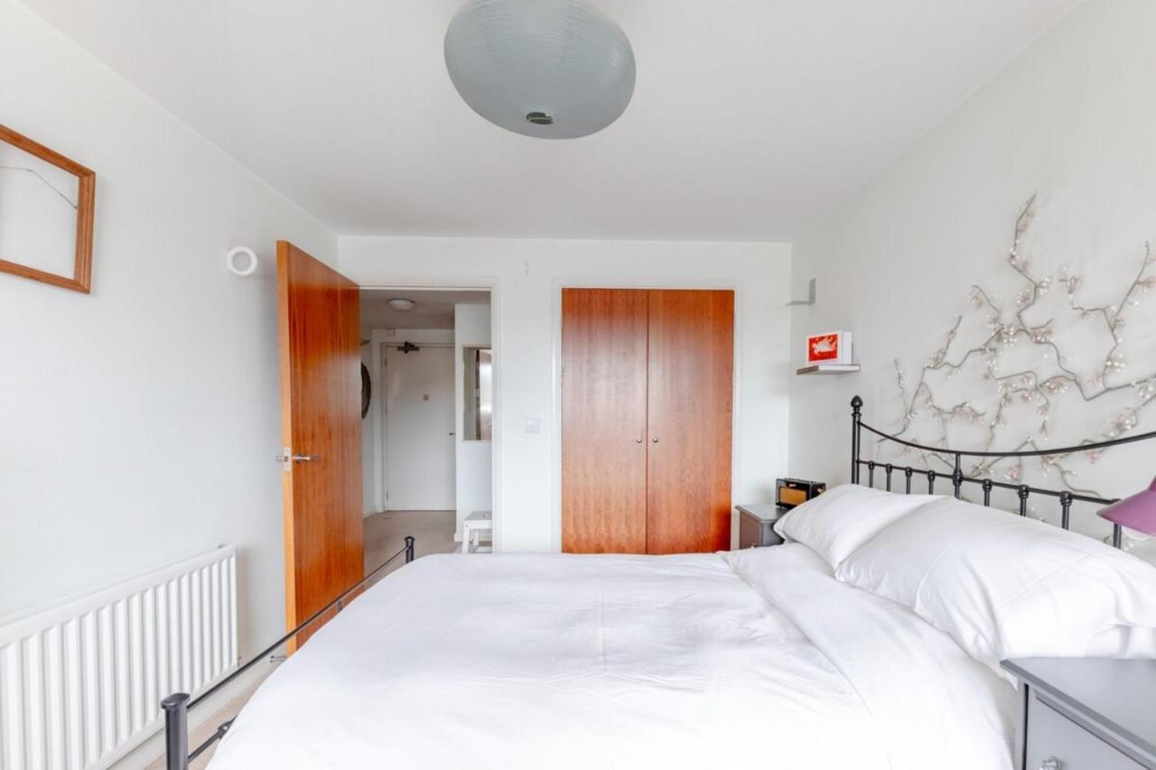 Warm & Inviting 1bedroom Flat With Patio Camden Town! * Londres