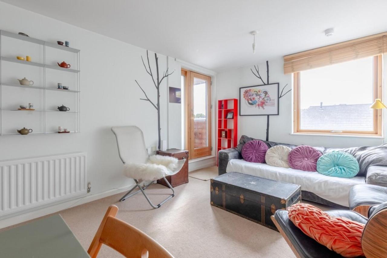 Warm & Inviting 1bedroom Flat With Patio Camden Town! Appartement Londres