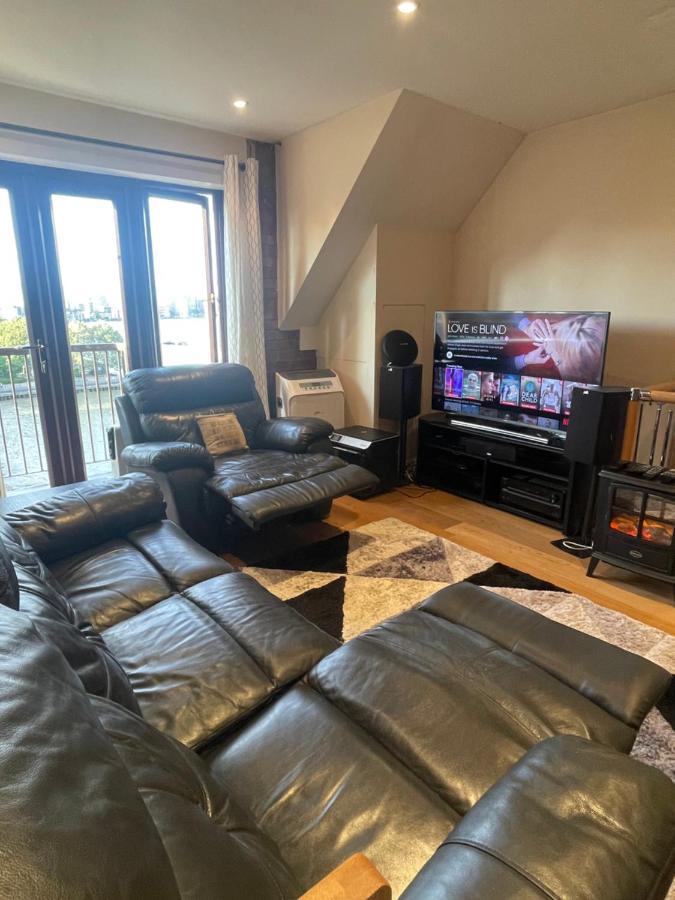 Apartment Modern Duplex With Great Views Of The River Thames London