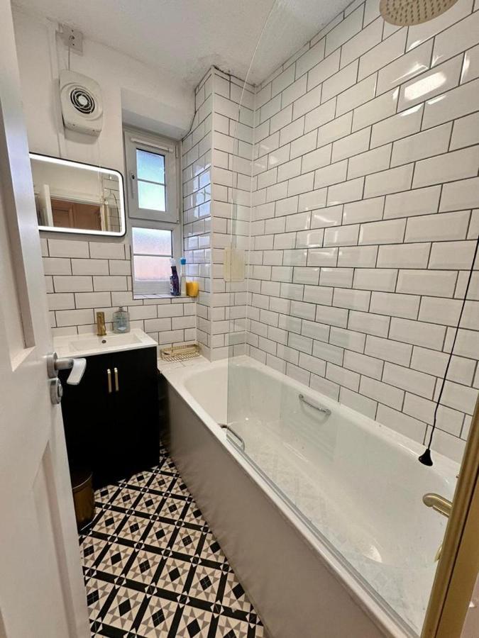 Apartment Luxury In Prime Location *
